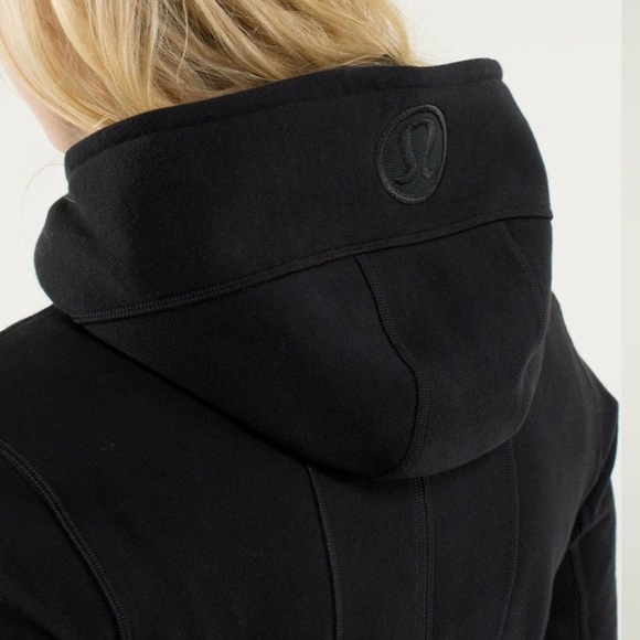 RARE LULULEMON SE Hiver 2013 Ruffled Up Scuba Hoodie - Picture 3 of 6